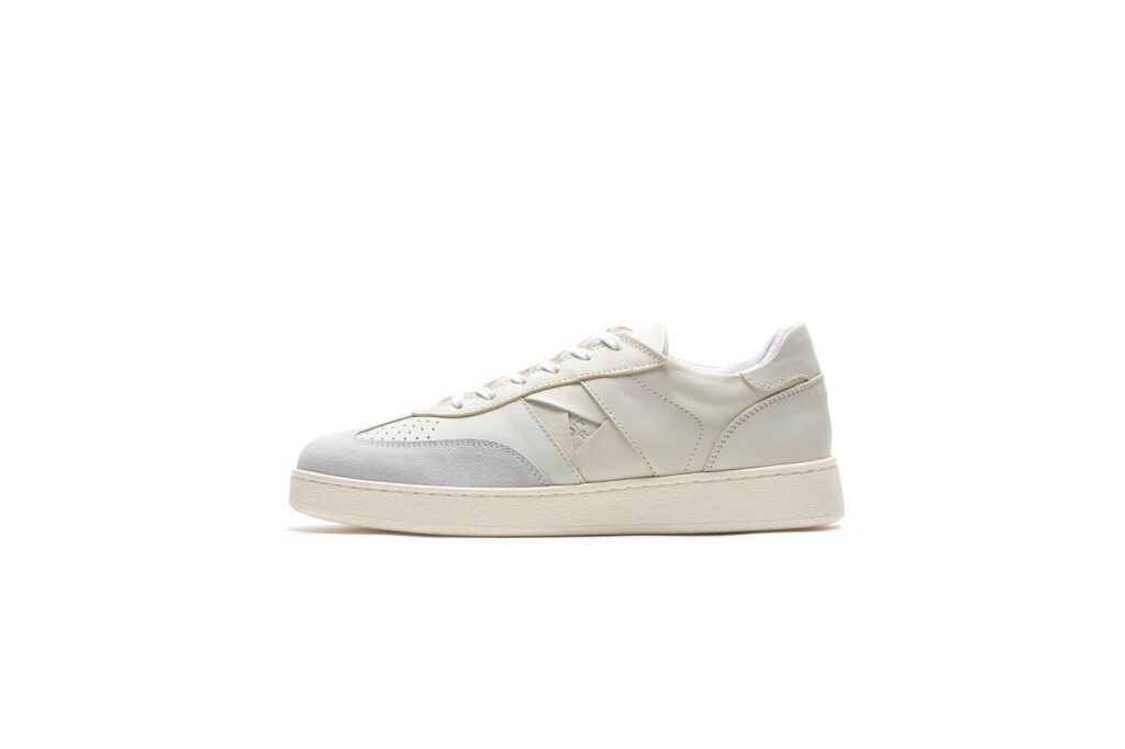 BWC WHITE
