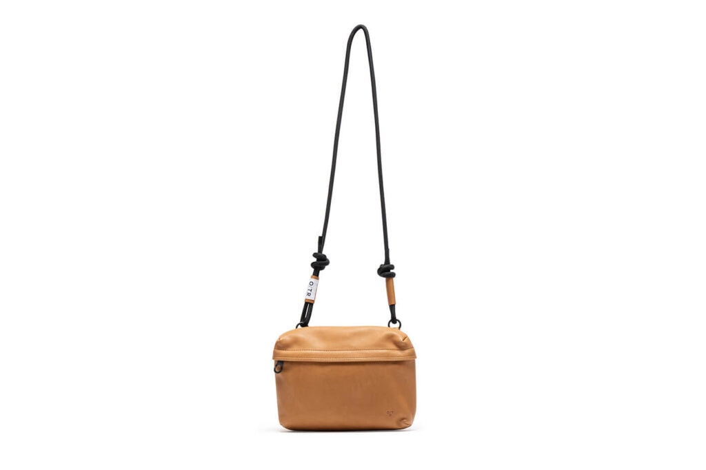 P.S-1 / LEATHER CAMEL