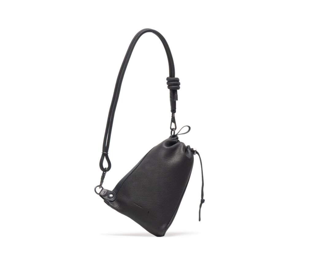 BLANK SACK BLACK